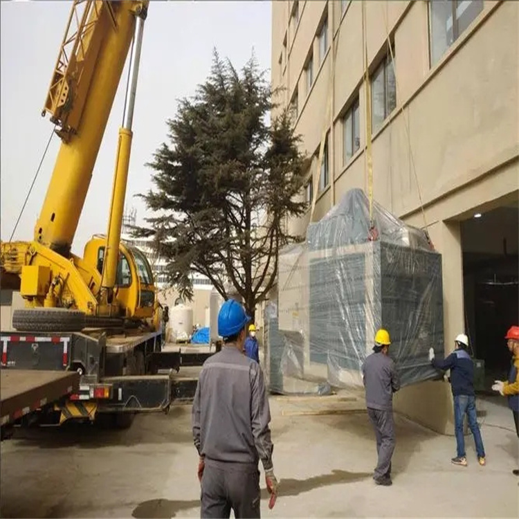 长清50吨的吊车能吊多少吨